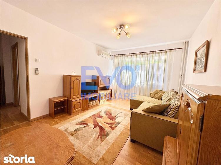 Apartament cu 3 camere decomandat în Păcurari