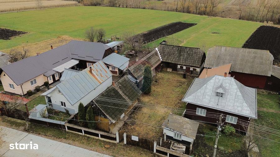 Casă cu 2 camere cu Teren 2953 Mp în Bosanci