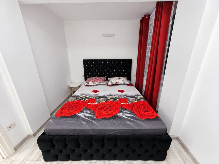 Apartament cu 3 camere decomandat, mobilat în Calea Moldovei