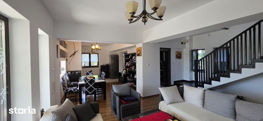 Casă cu 4 camere cu Teren 500 Mp în Vest
