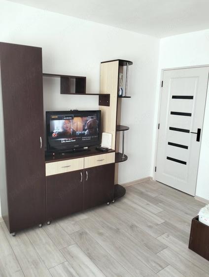 Garsonieră decomandată în Central