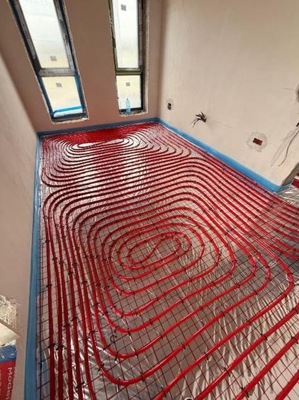 Casă individuală cu 5 camere cu Canalizare în Valea Lupului