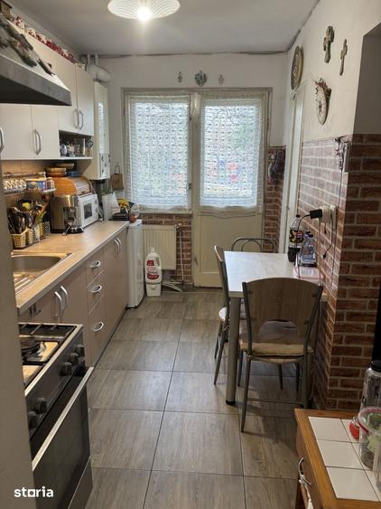 Apartament cu 3 camere, mobilat în Gheorgheni