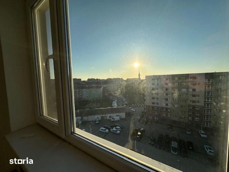 Apartament cu 3 camere decomandat în Nufărul