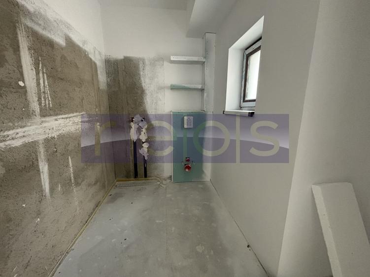 Apartament cu 3 camere în Jiului