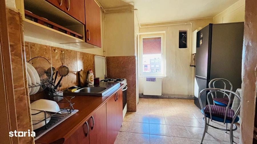 Apartament cu 4 camere în Kogălniceanu