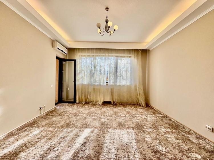 Apartament cu 3 camere semidecomandat, mobilat în Herăstrău