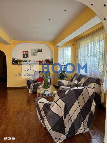 Casă cu 5 camere cu Teren 350 Mp în Goranu