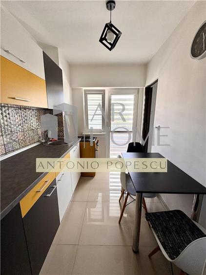 Apartament cu 2 camere decomandat, mobilat în Ultracentral