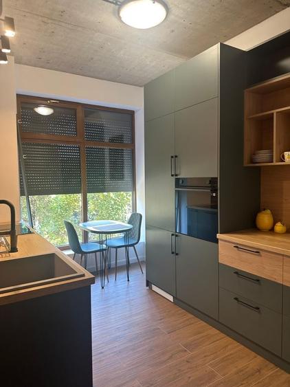 Apartament cu 2 camere decomandat în Grigorescu