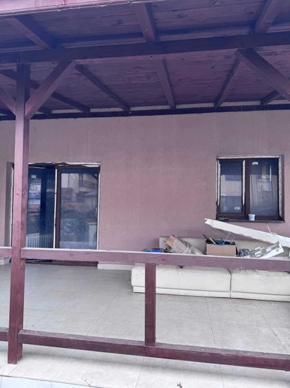Casă cu 3 camere în Fundeni