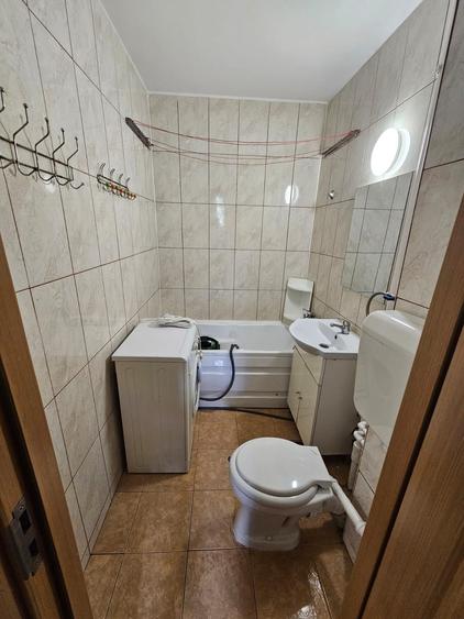 Inchiriez apartament 2 camere - 1