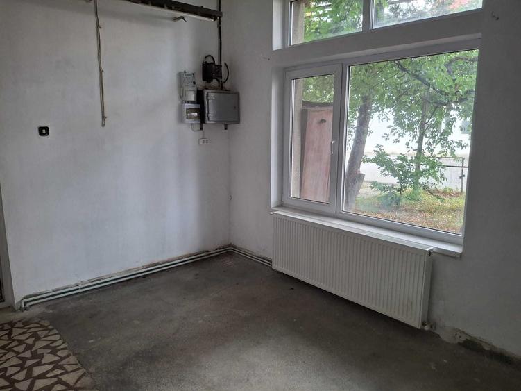 Inchiriere spatiu - 24 mp - incinta Clujana (2 camere) - 1