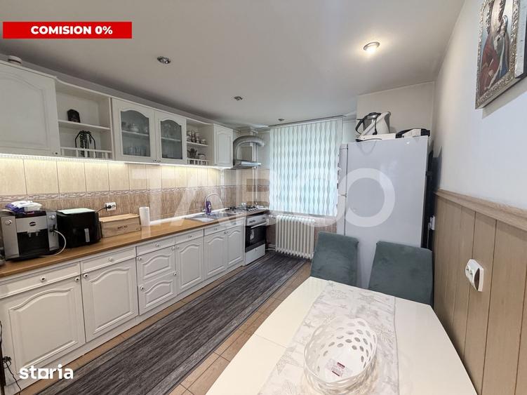Apartament cu 3 camere decomandat, mobilat în Mihai Viteazul