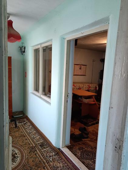 Casă cu 3 camere în Bătești