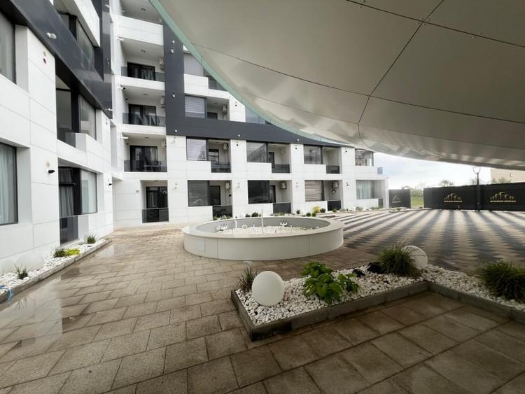 Apartament cu 2 camere decomandat, mobilat în Mamaia-Sat