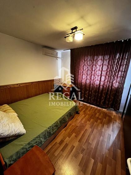 Apartament cu 2 camere decomandat în Micro 4