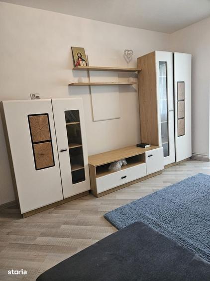 Apartament cu 2 camere decomandat în Județean