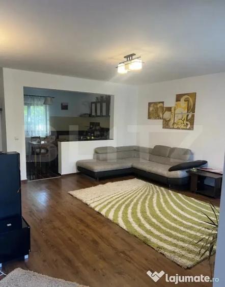Casă cu 5 camere cu Teren 350 Mp în Central