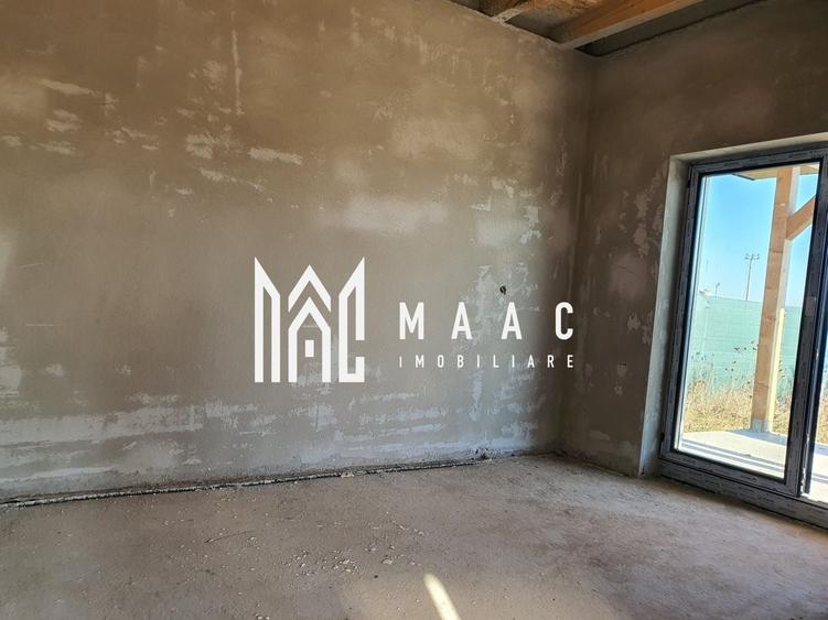 Casă individuală cu 3 camere cu Canalizare în Cristian