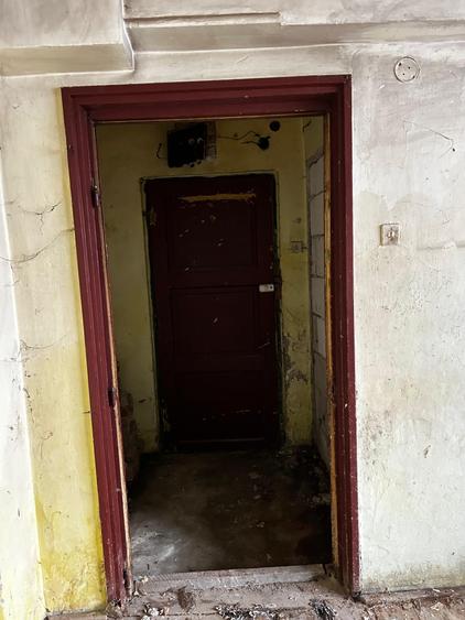 Apartament cu 2 camere semidecomandat în Băi