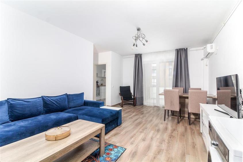 Apartament cu 3 camere semidecomandat, mobilat în Bună Ziua