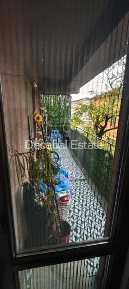 Apartament cu 2 camere decomandat, mobilat în Titan