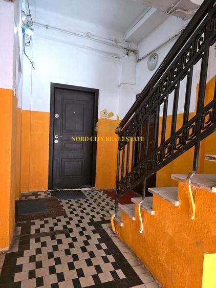 Apartament cu 3 camere semidecomandat în Universitate