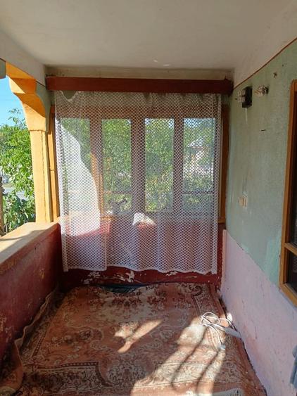 Casă cu 4 camere în Bulzești