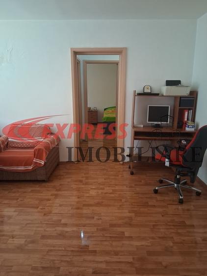 Apartament cu 2 camere semidecomandat în Dristor