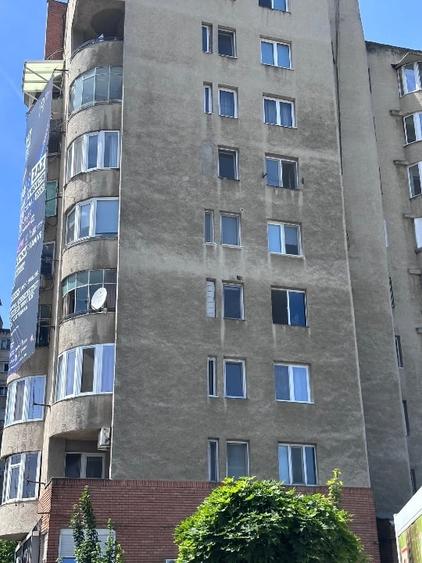 Apartament cu 2 camere decomandat, mobilat în Circumvalațiunii