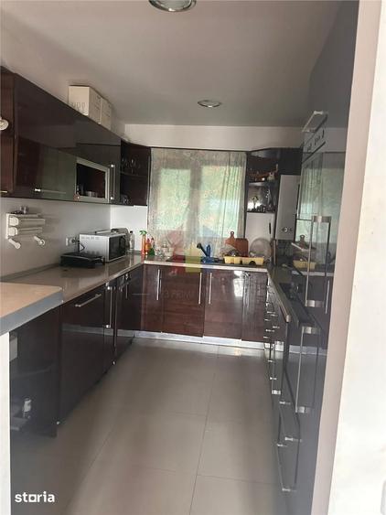 Apartament cu 3 camere în Central
