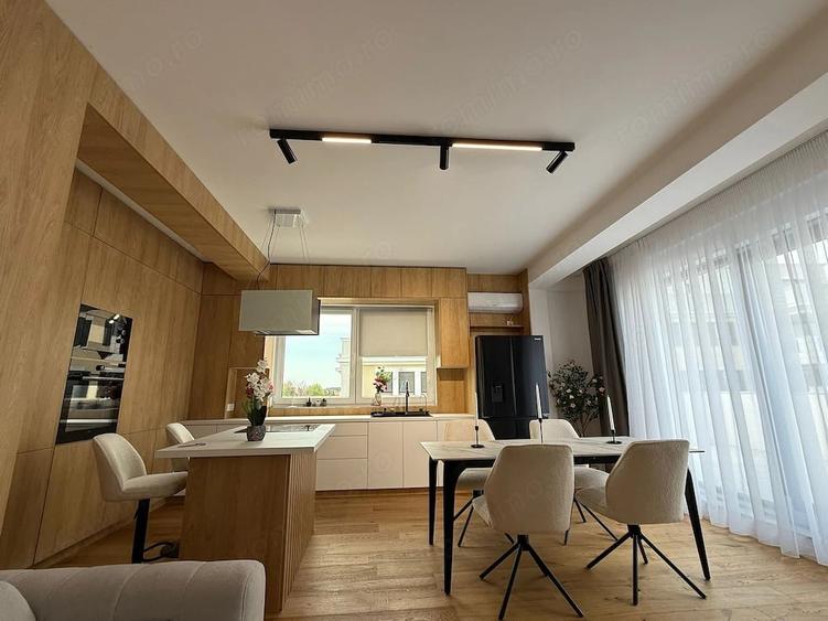 Apartament cu 4 camere decomandat în Iancu Nicolae