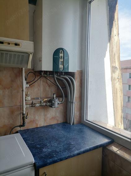 Apartament cu 4 camere decomandat în Central