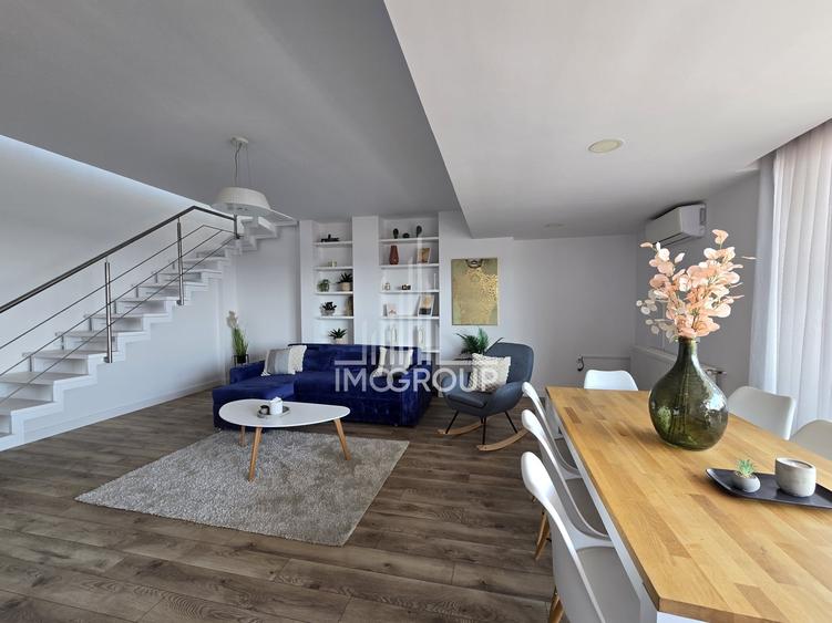 Apartament cu 5 camere semidecomandat, mobilat în Bună Ziua