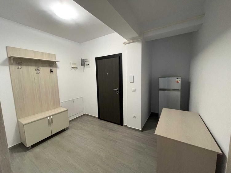 Garsonieră decomandată în Moara de Vânt