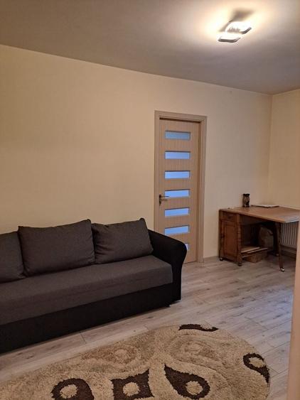 Inchiriez apartament 2 camere - 5
