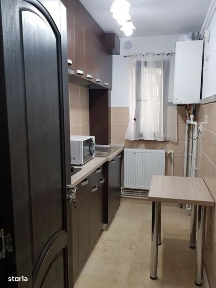 Apartament cu 2 camere decomandat în Centru Civic