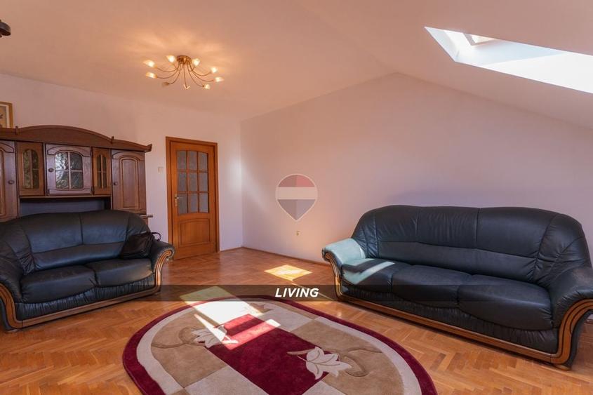 Apartament cu 6 camere decomandat, mobilat în Central