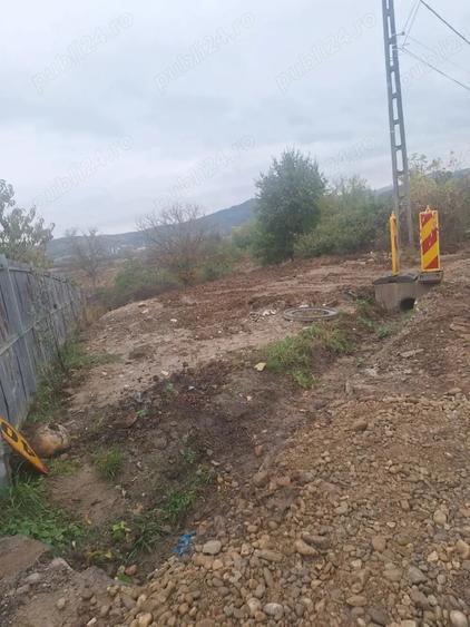 Teren de 1617 mp, în Budeasa