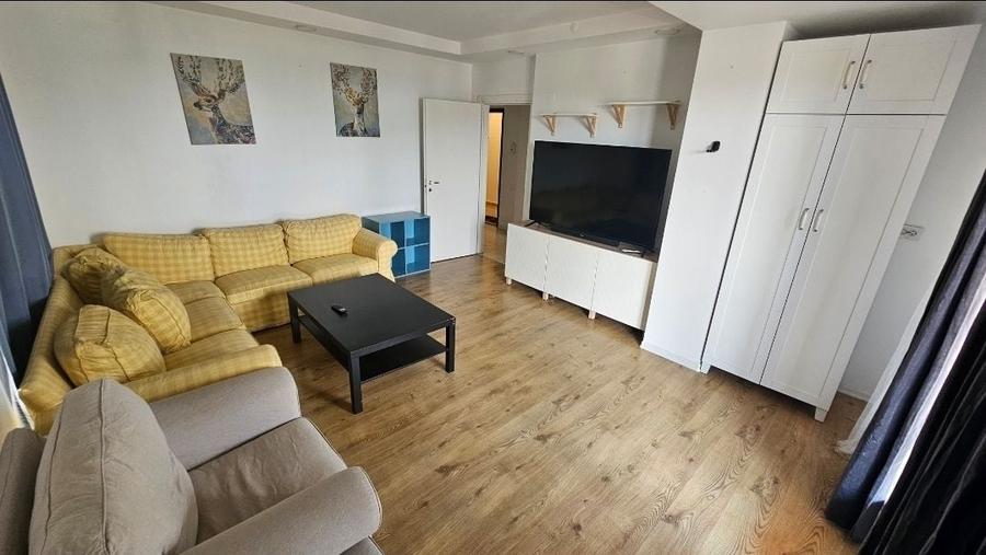 Apartament cu 3 camere decomandat în Crețuleasca