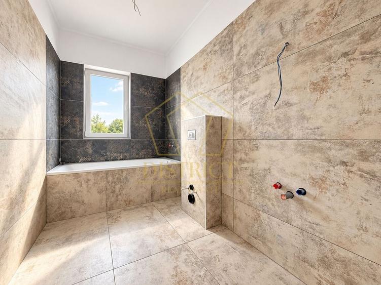 Duplex cu 4 camere cu Canalizare în Dumbrăvița