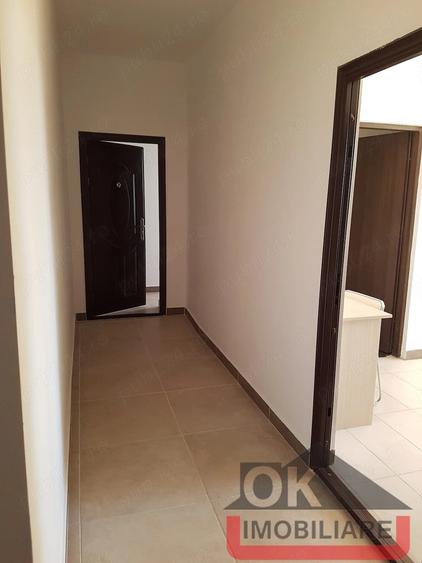 Apartament cu 6 camere decomandat în Central