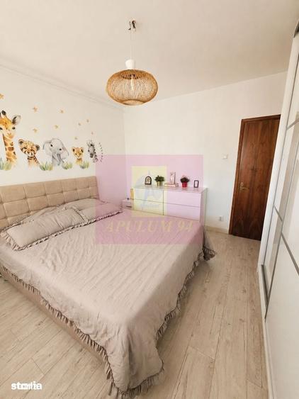 Apartament cu 3 camere în Unirii