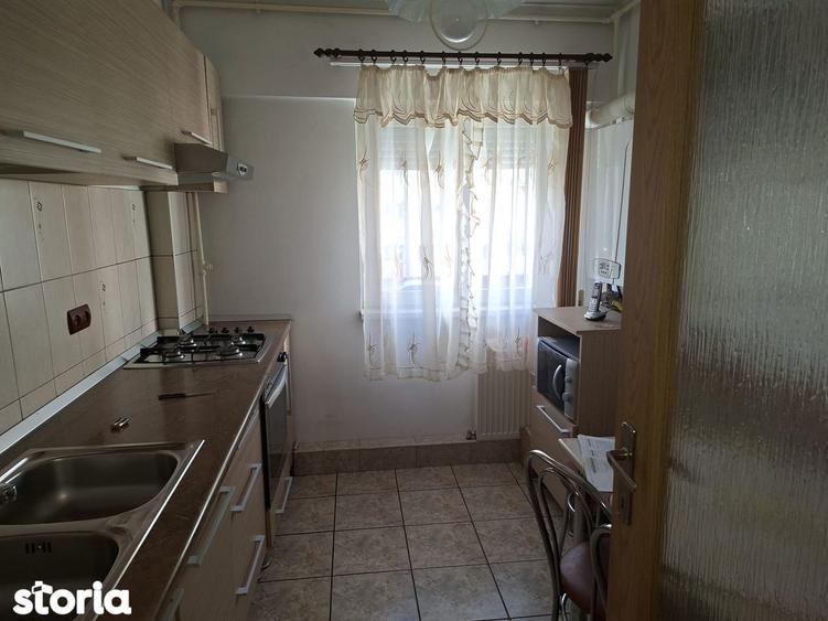 Apartament cu 3 camere decomandat în Ștrand