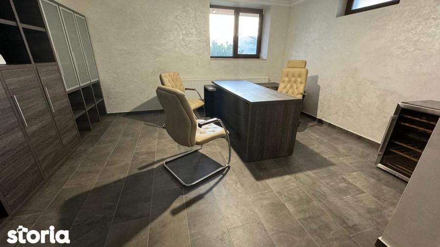 Spațiu comercial, de 25 mp, în Florești