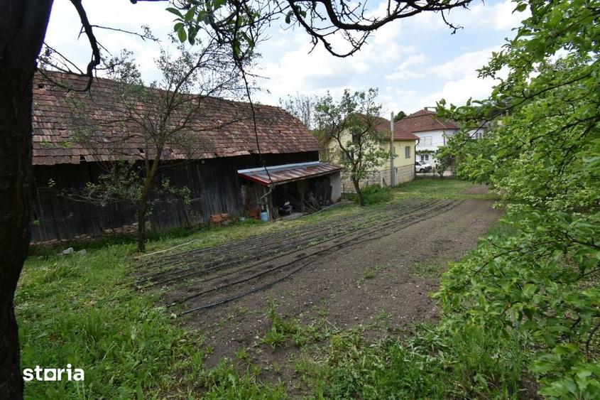 Casă cu 4 camere cu Teren 1683 Mp în Feleacu