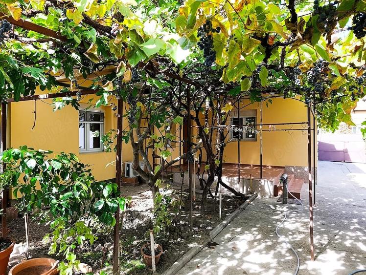 Casă cu Teren 52 Mp în Mehala