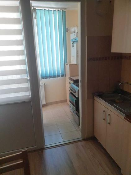 Apartament cu 2 camere decomandat în Florești
