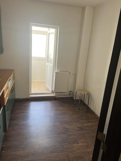 Apartament cu 2 camere decomandat în Exterior Vest